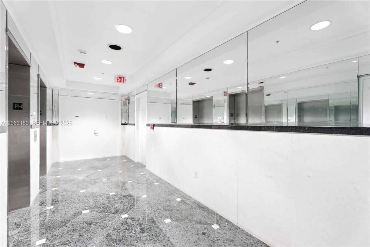 1402 Brickell Bay Dr, Unit 1601, Miami, FL 33131 Photo