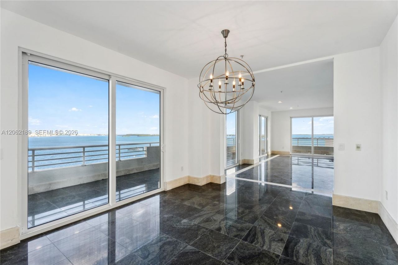 1402 Brickell Bay Dr, Unit 1601, Miami, FL 33131 Photo