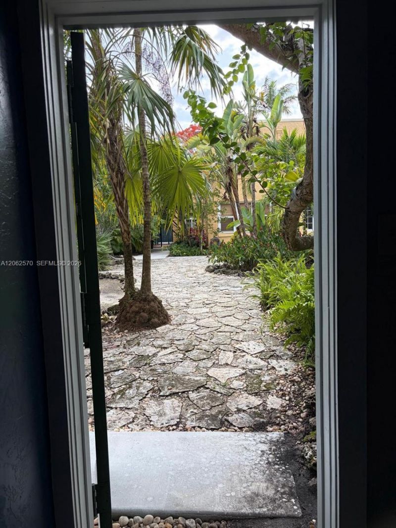 3447 Sheridan Ave, Unit 1, Miami Beach, FL 33140 Photo
