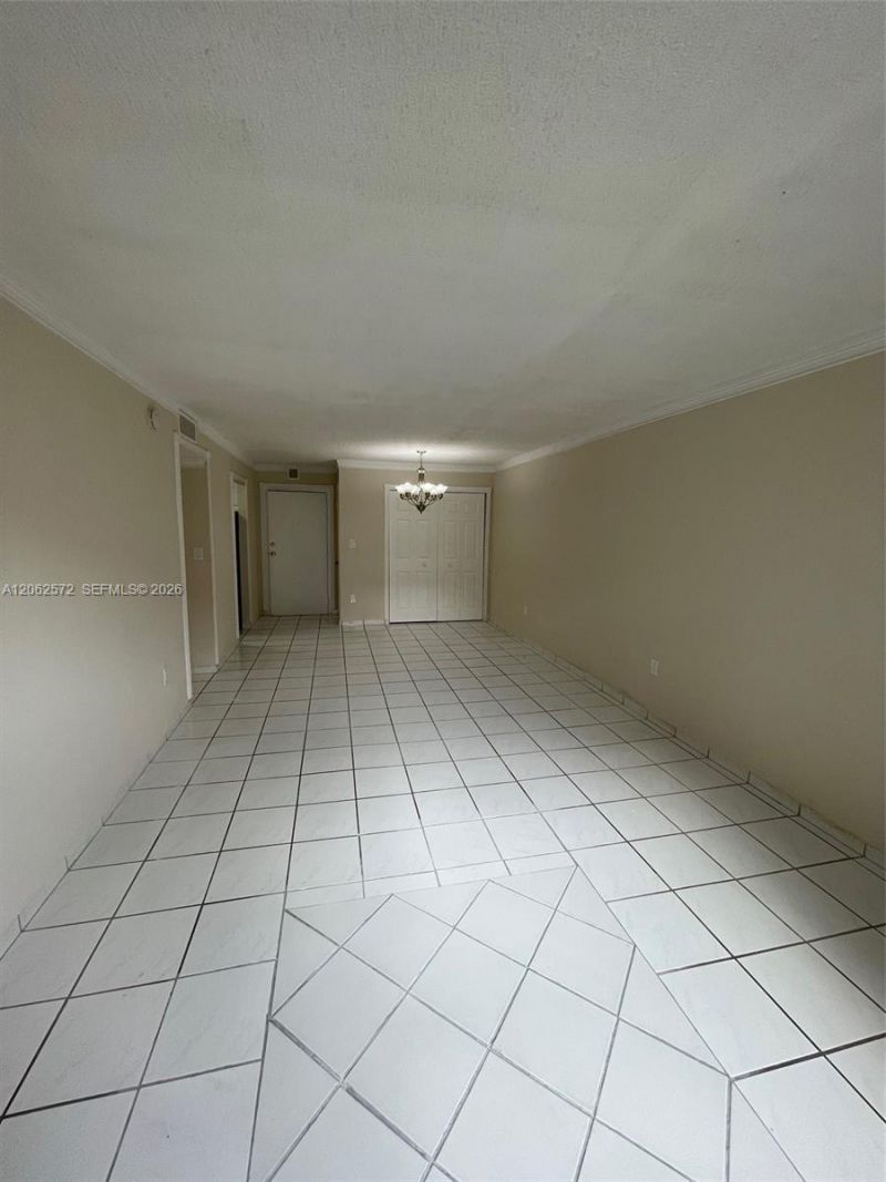 5625 W 20th Ave , Unit 215, Hialeah, FL 33012 Photo