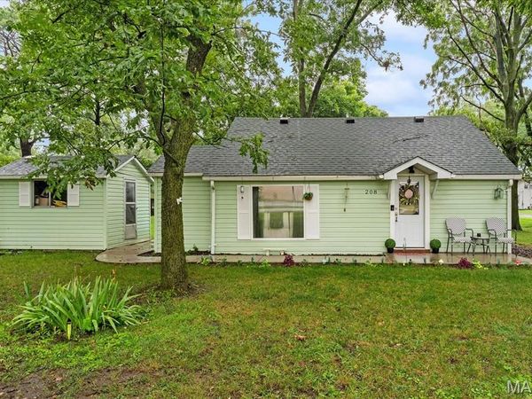 208 S Walnut Street, Freeburg, IL 62243