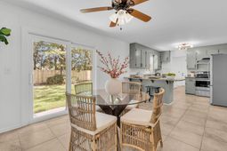 2204 N Dallerton Circle photo 4