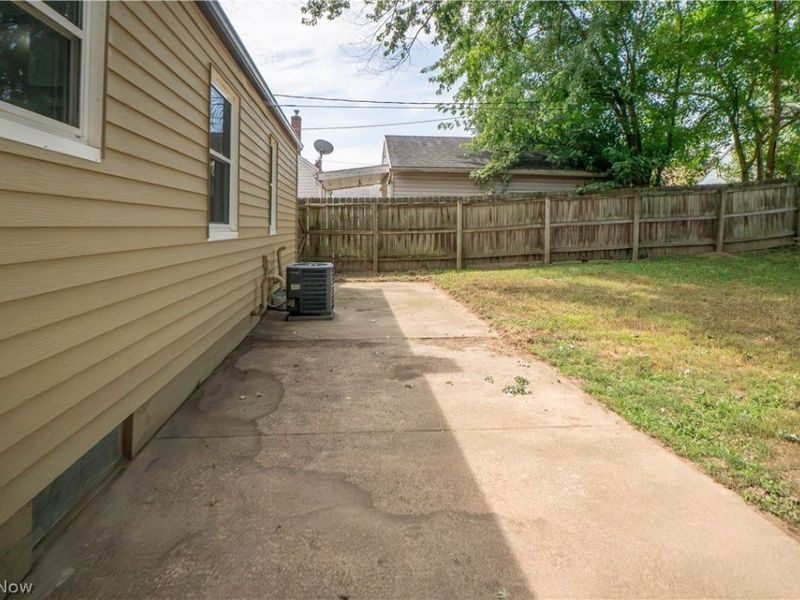 1231 Bordner Avenue SW, Canton, OH 44710 Photo 30