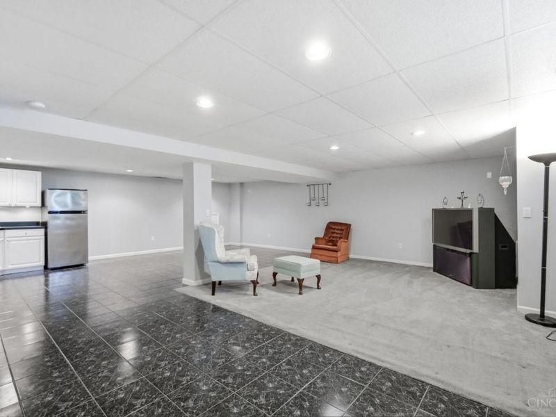 8255 Lakevalley Drive, Cincinnati, OH 45247 Photo 43
