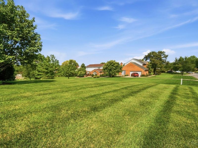 8255 Lakevalley Drive, Cincinnati, OH 45247 Photo 57