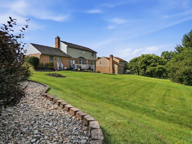 8255 Lakevalley Drive, Cincinnati, OH 45247 Photo 58