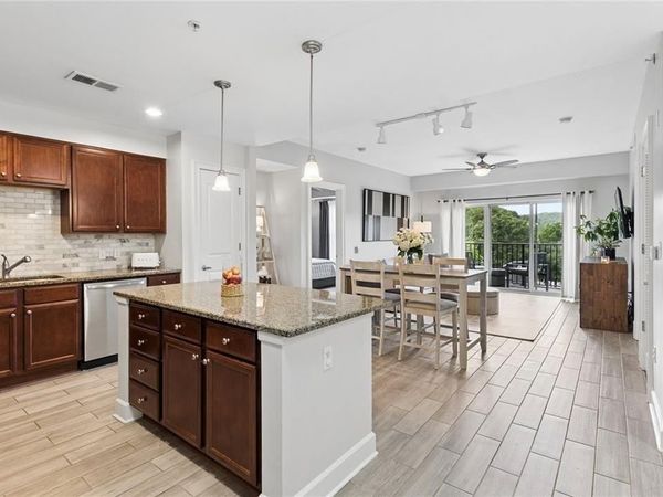 200 River Vista Drive, Unit 541, Atlanta, GA 30339