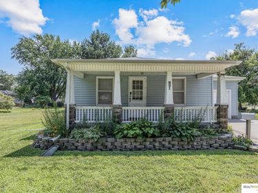 821 Rose Street, Lincoln, NE 68502