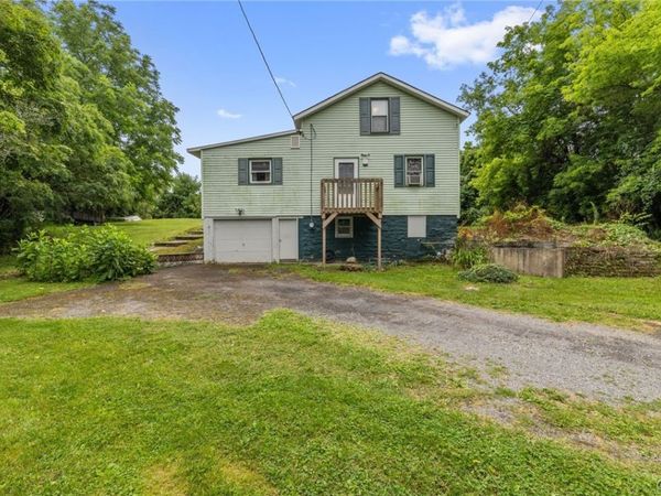 3826 Split Rock Road, Camillus, NY 13031