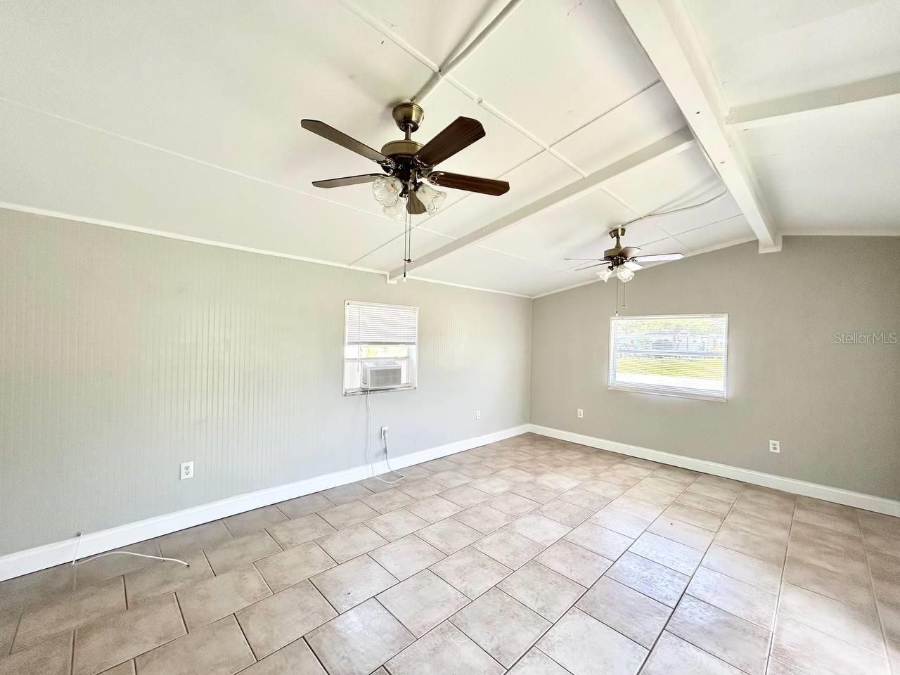 673 59th Street S, Saint Petersburg, FL 33707 Photo