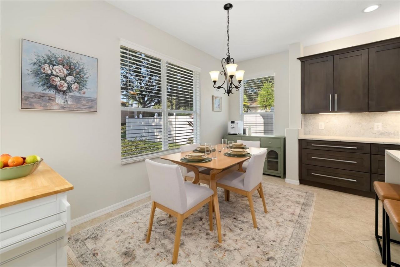 4255 67th Avenue Circle E, Sarasota, FL 34243 Photo