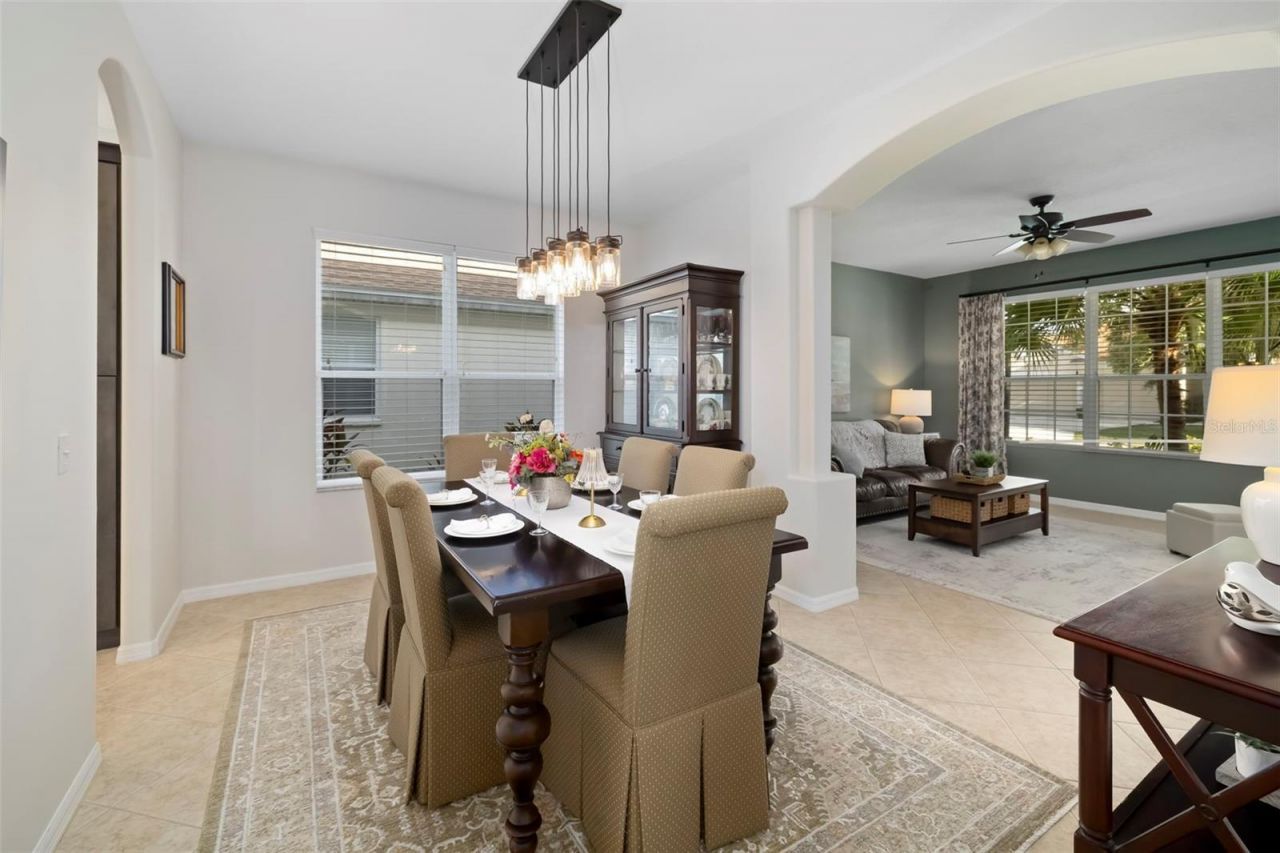 4255 67th Avenue Circle E, Sarasota, FL 34243 Photo