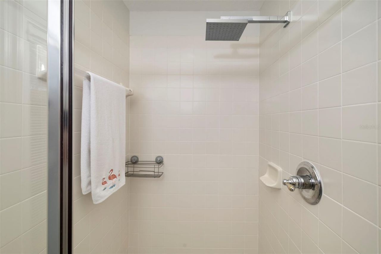 4255 67th Avenue Circle E, Sarasota, FL 34243 Photo