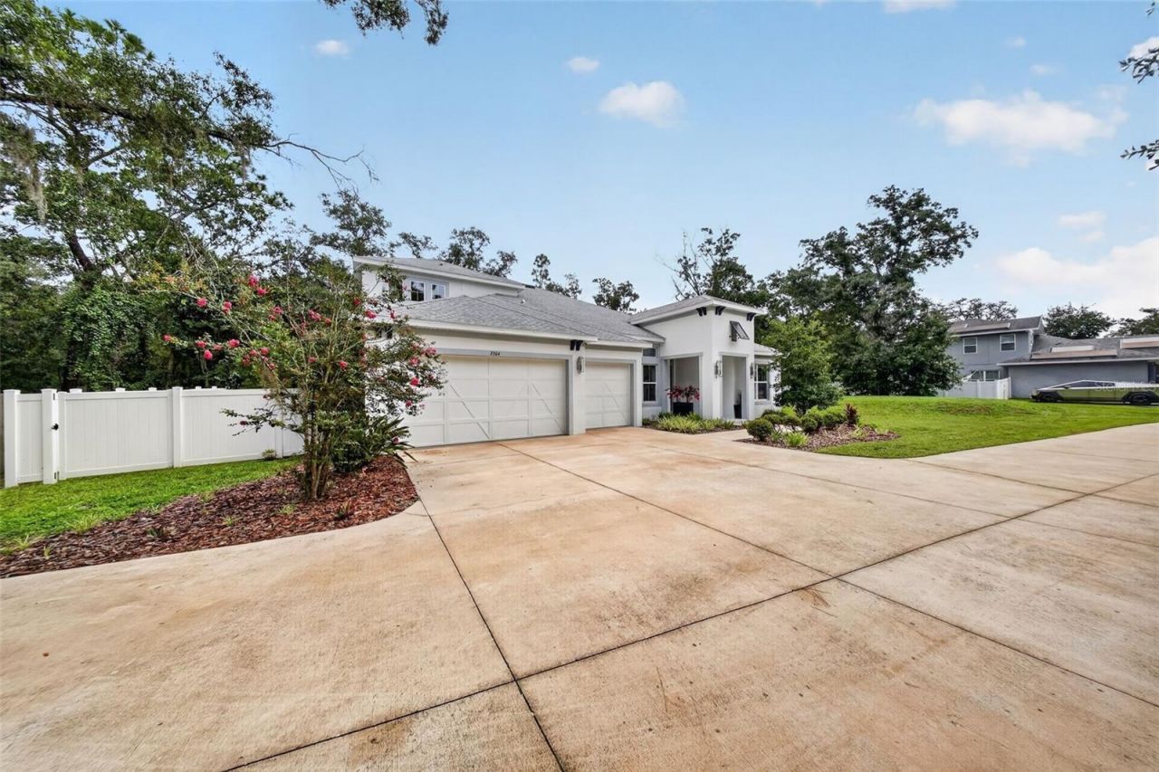2304 Clement Road, Lutz, FL 33549 Photo