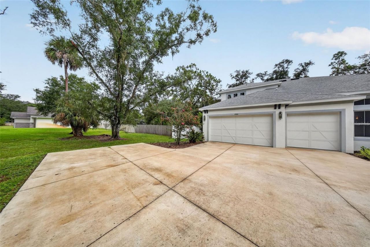 2304 Clement Road, Lutz, FL 33549 Photo