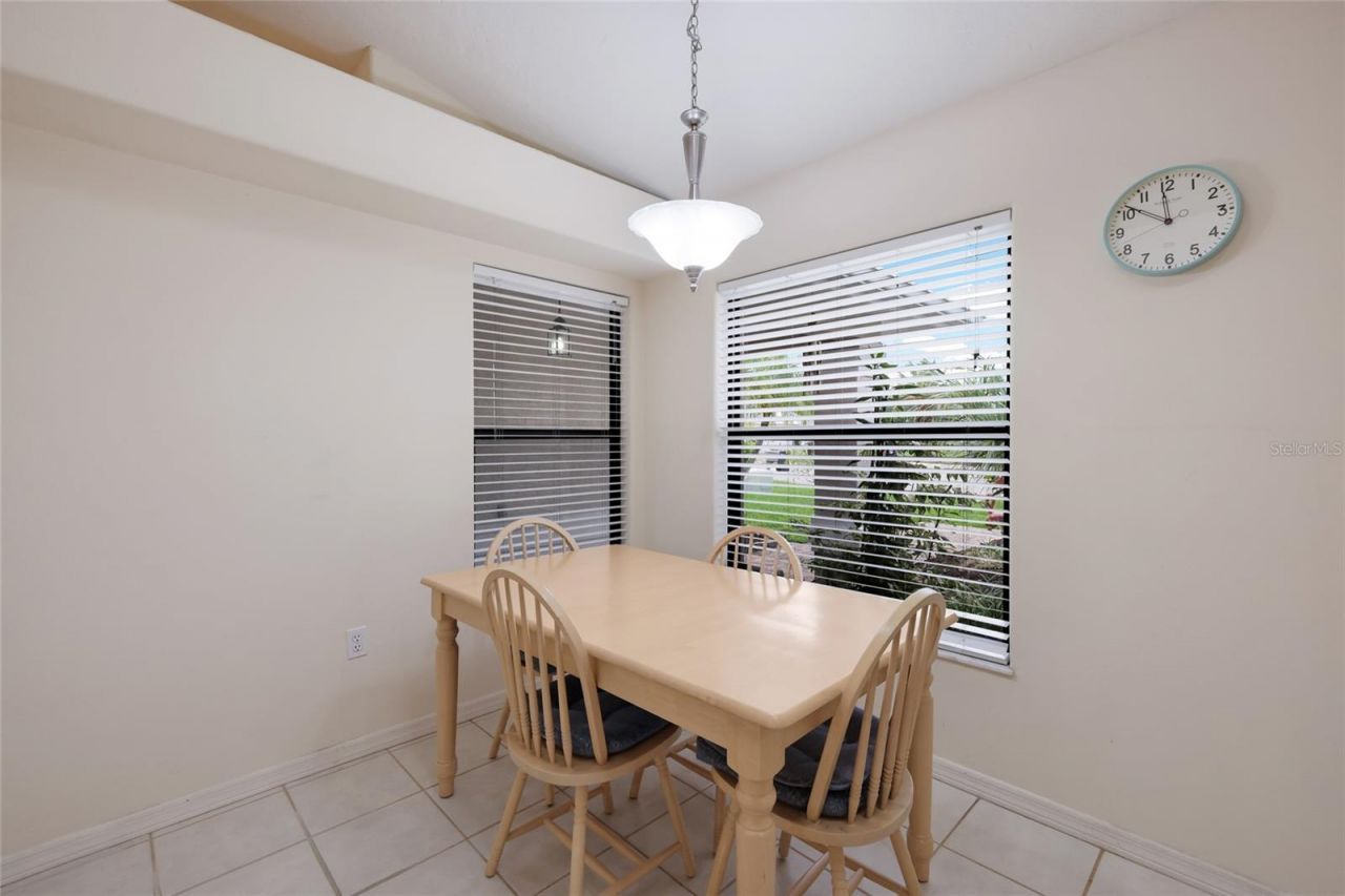 4413 74th Avenue E, Sarasota, FL 34243 Photo
