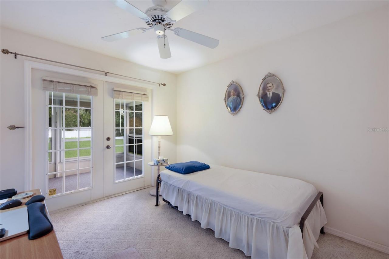 4413 74th Avenue E, Sarasota, FL 34243 Photo