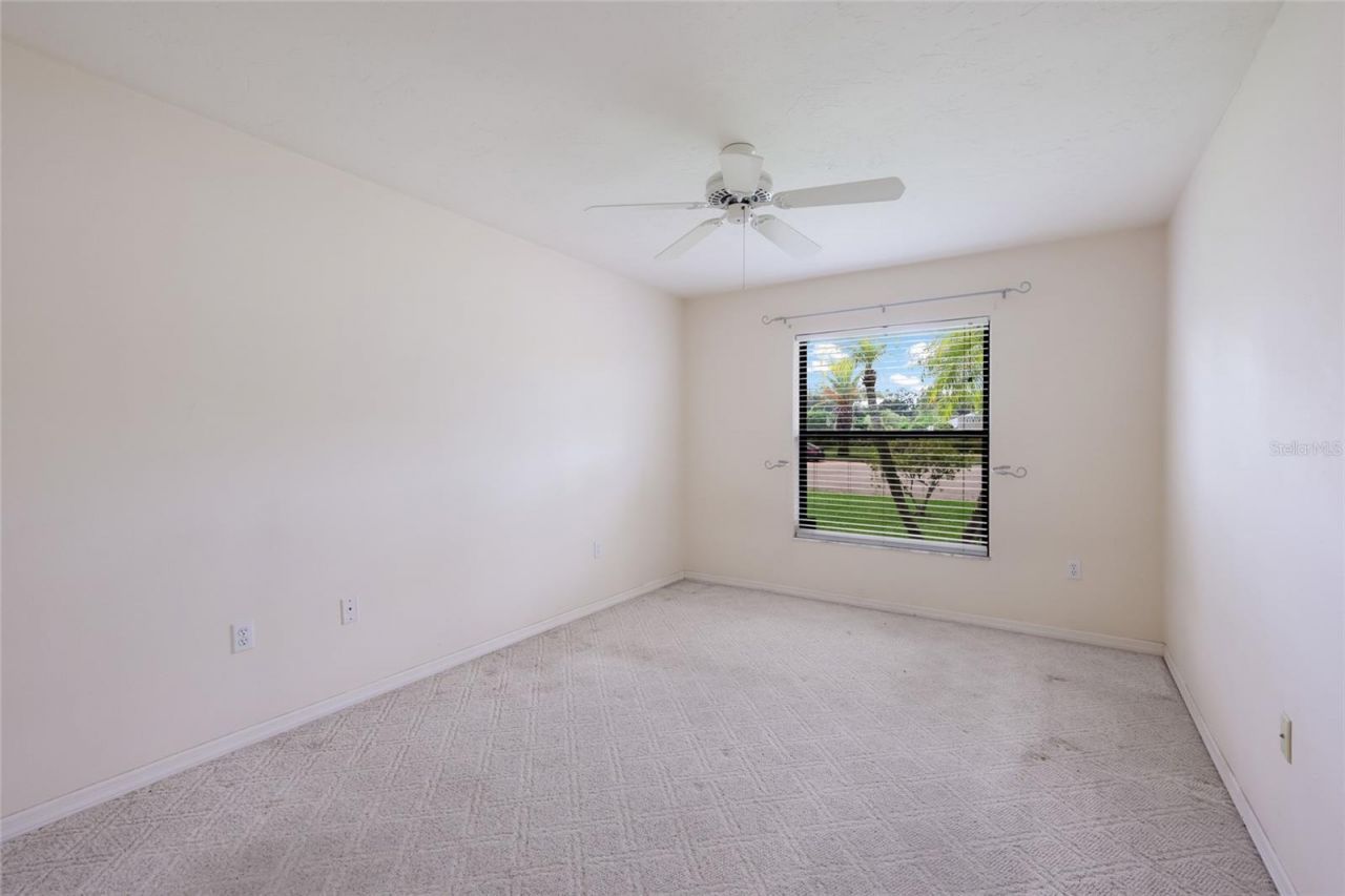 4413 74th Avenue E, Sarasota, FL 34243 Photo
