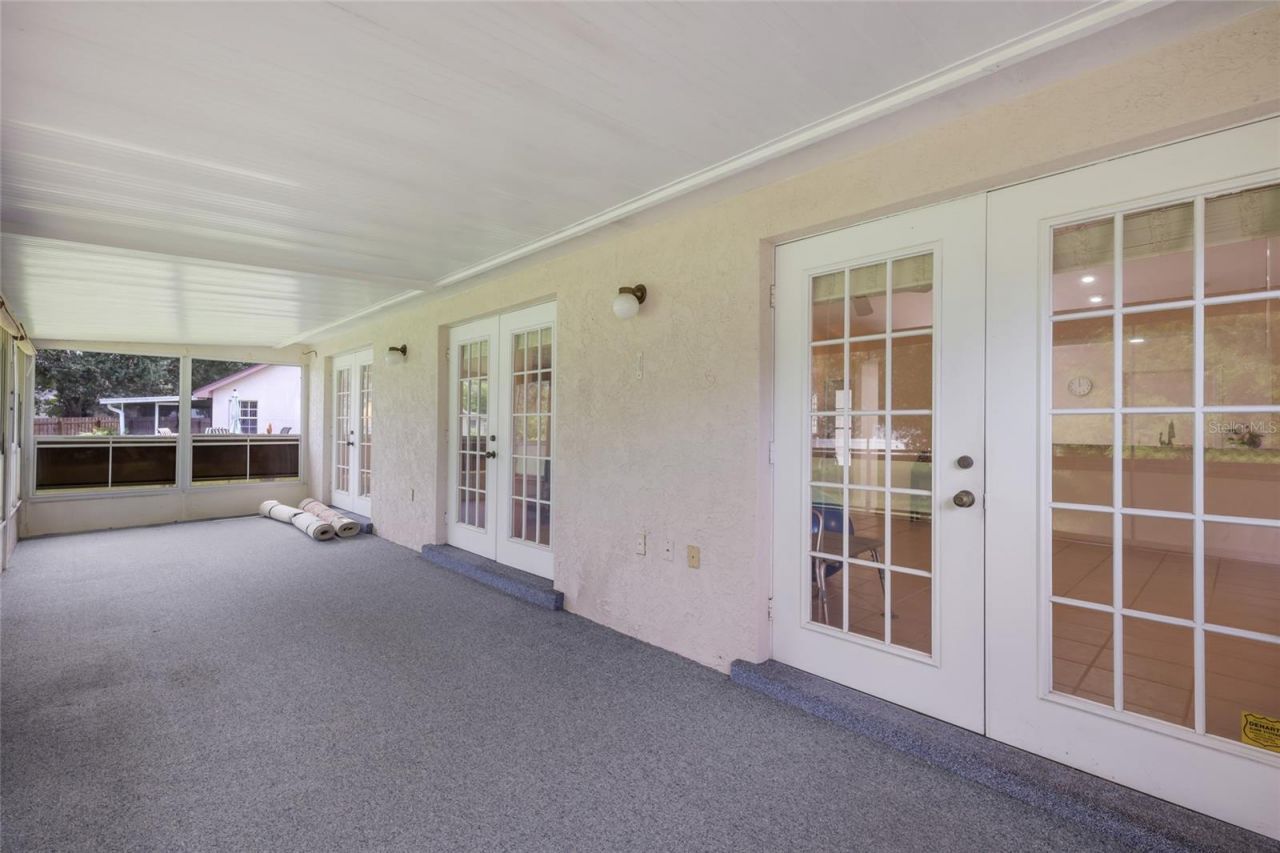 4413 74th Avenue E, Sarasota, FL 34243 Photo