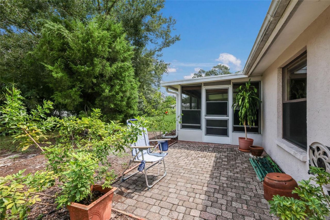 4413 74th Avenue E, Sarasota, FL 34243 Photo