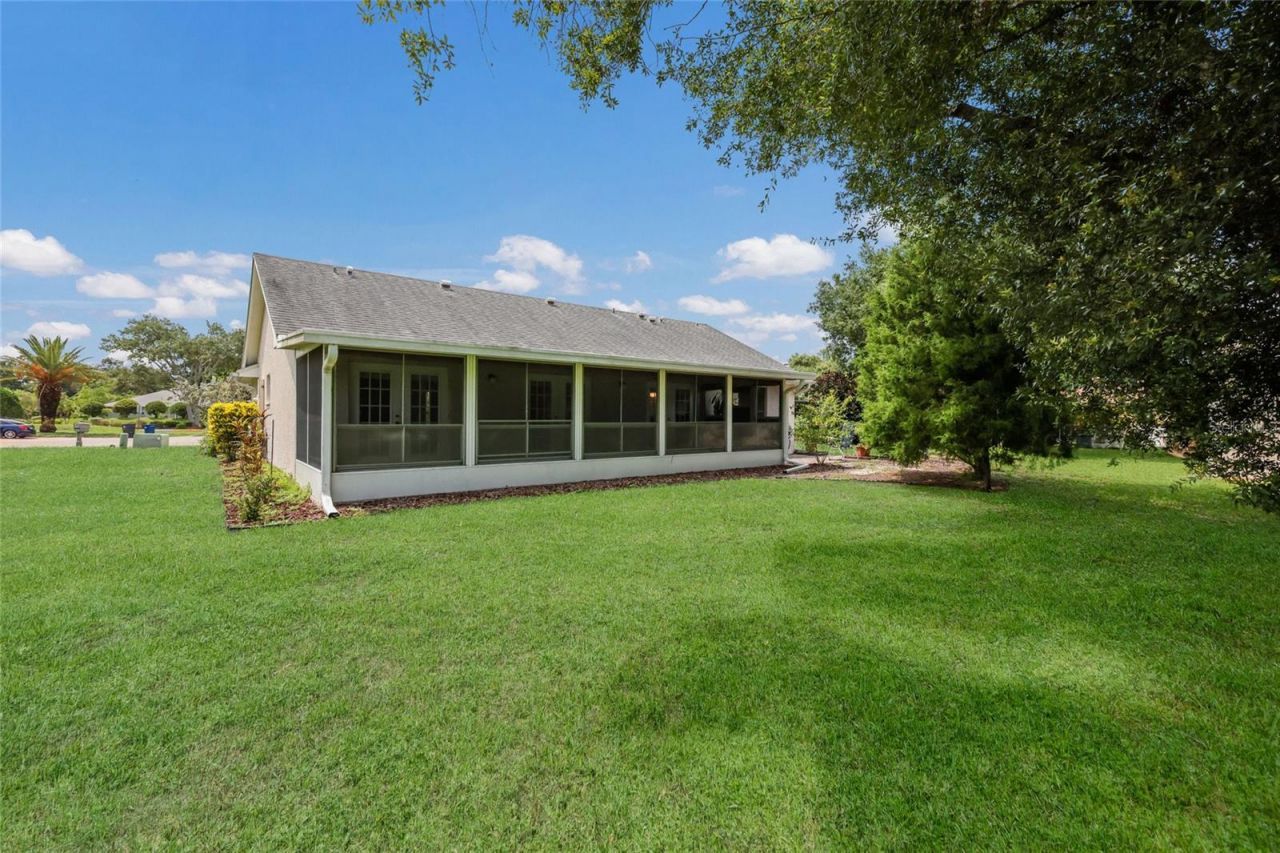 4413 74th Avenue E, Sarasota, FL 34243 Photo