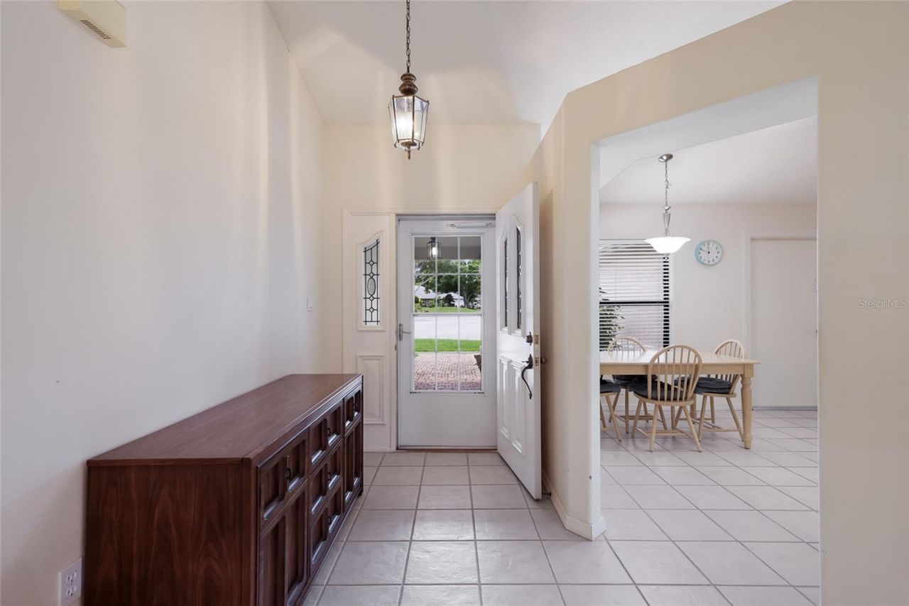4413 74th Avenue E, Sarasota, FL 34243 Photo