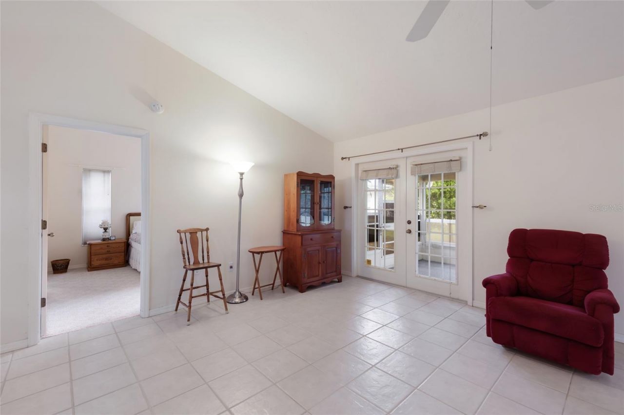 4413 74th Avenue E, Sarasota, FL 34243 Photo