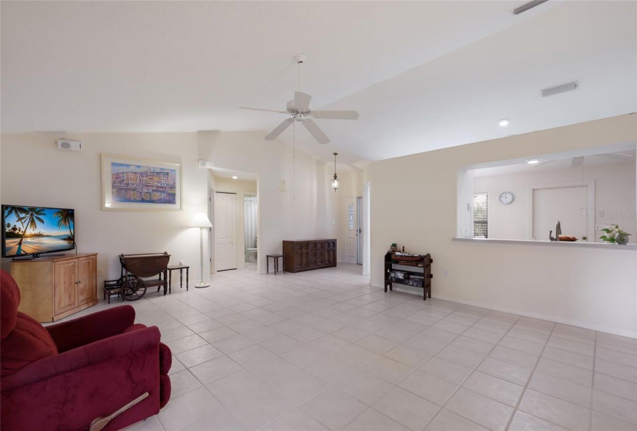 4413 74th Avenue E, Sarasota, FL 34243 Photo
