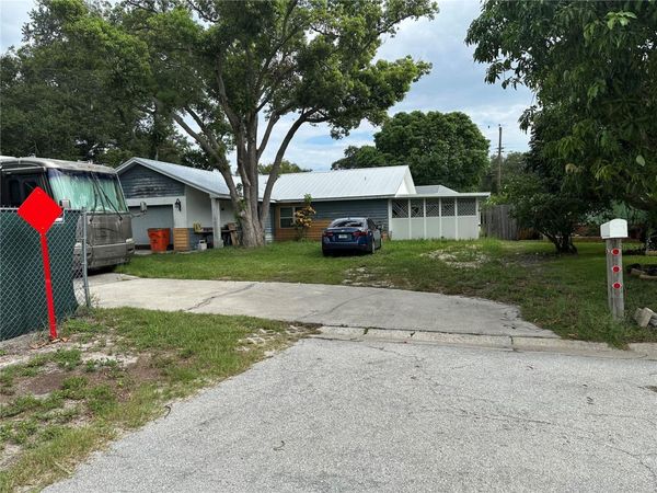 2248 BEVERLY LANE , CLEARWATER, FL 33764