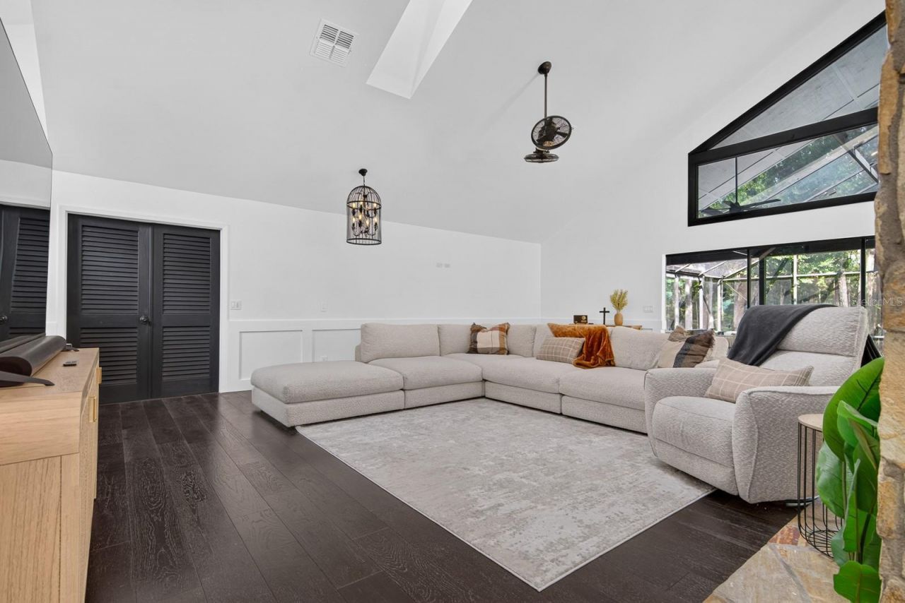 8900 Sharon Drive, New Port Richey, FL 34654 Photo