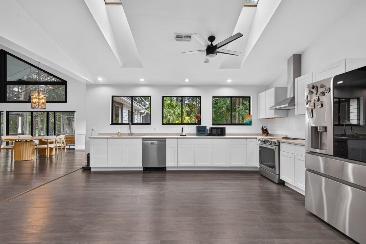 8900 Sharon Drive, New Port Richey, FL 34654 Photo