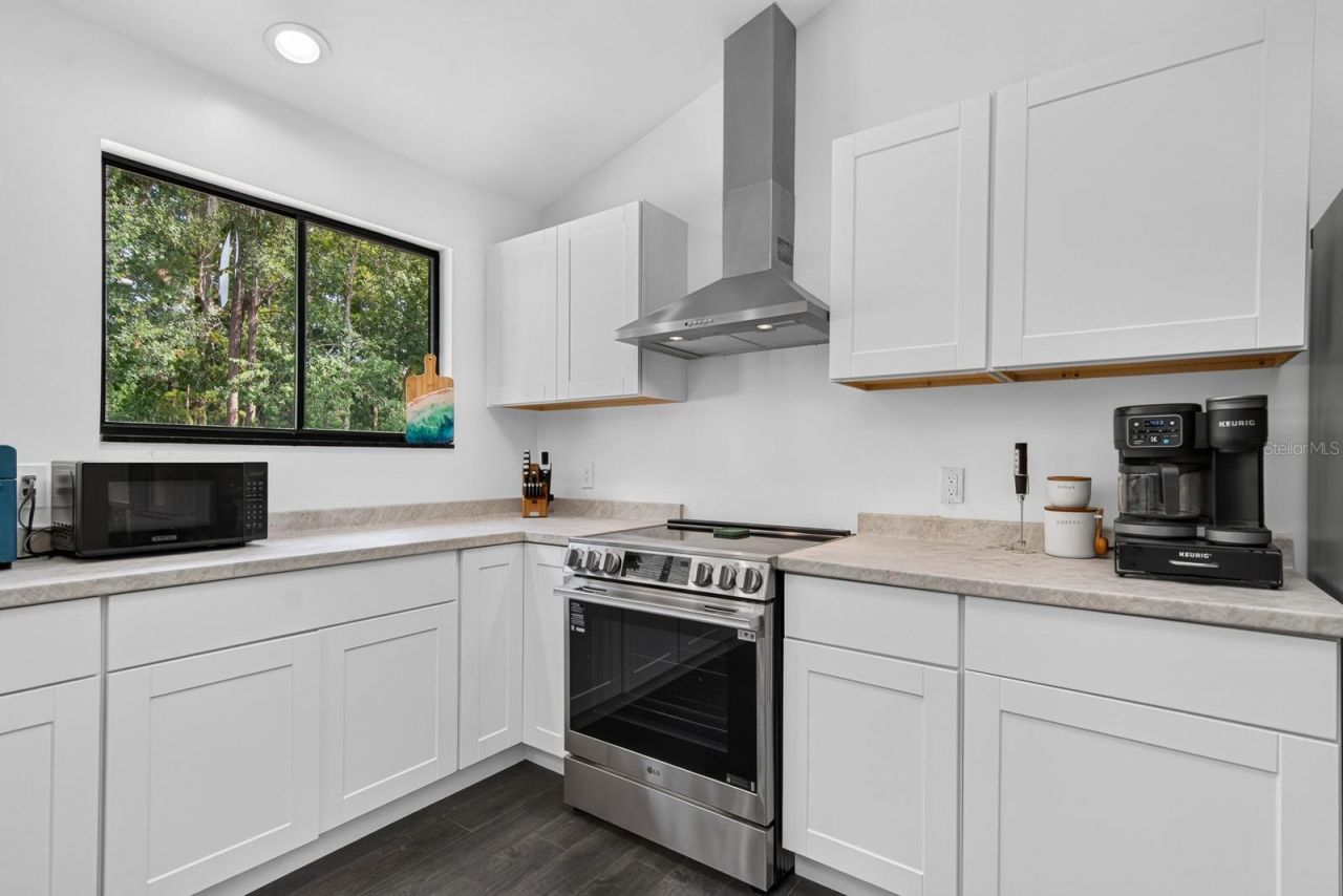 8900 Sharon Drive, New Port Richey, FL 34654 Photo