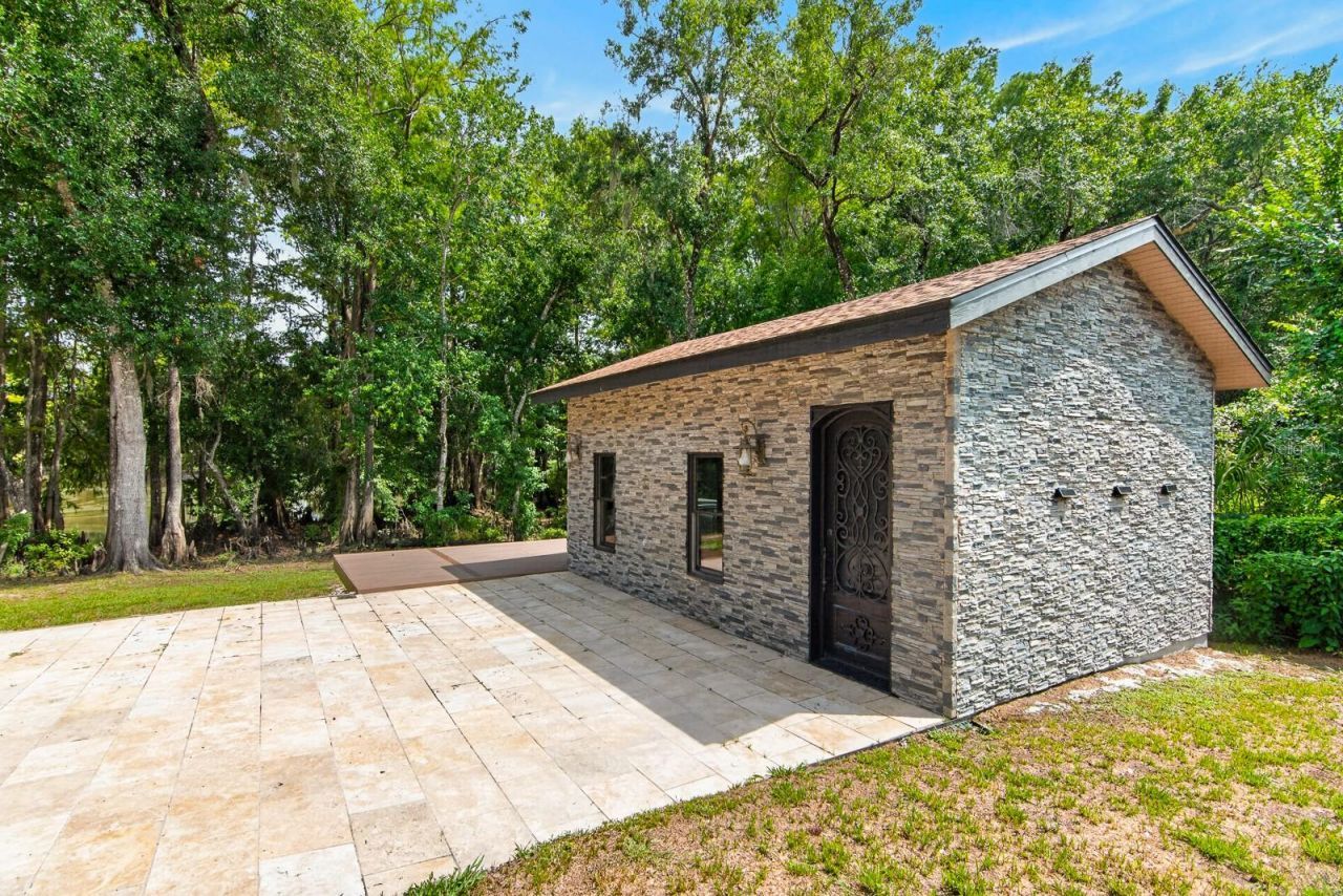 8900 Sharon Drive, New Port Richey, FL 34654 Photo
