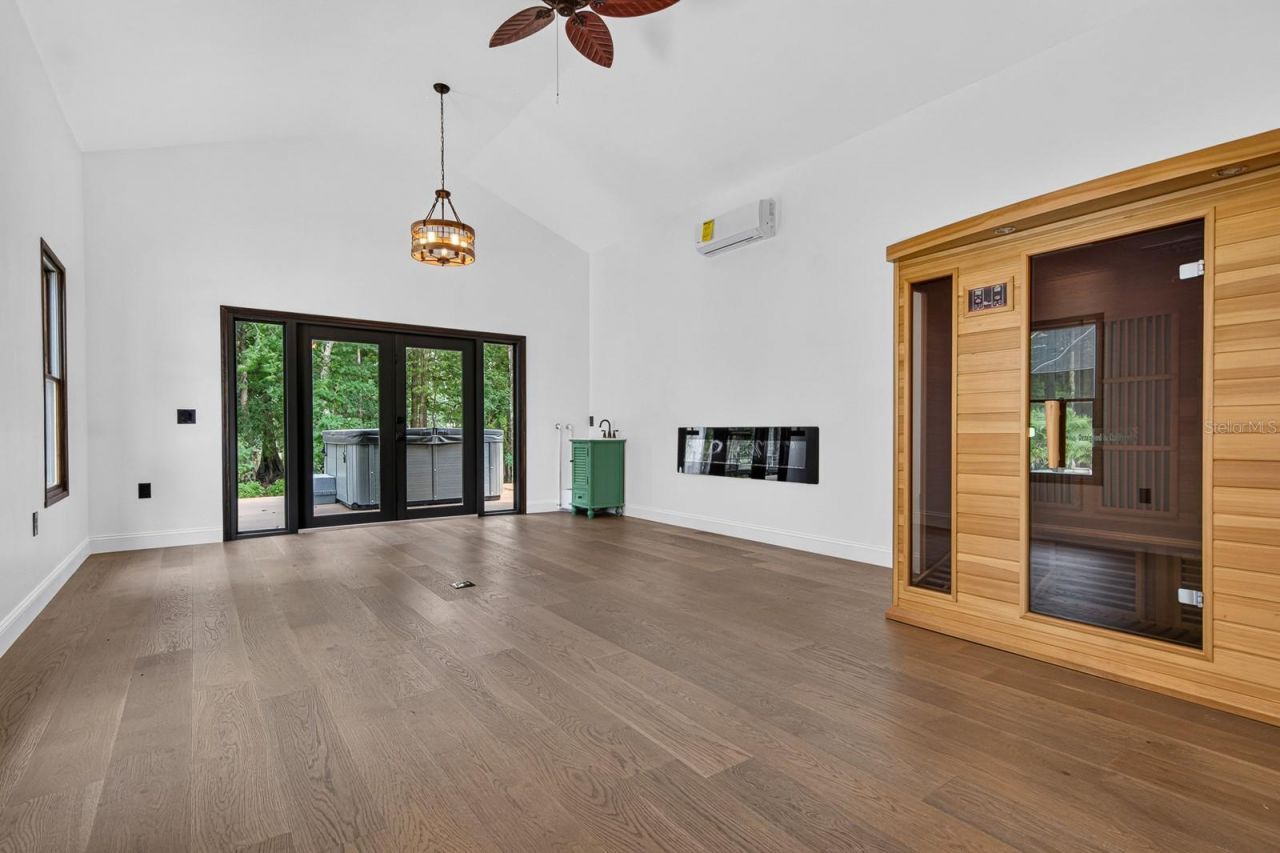 8900 Sharon Drive, New Port Richey, FL 34654 Photo