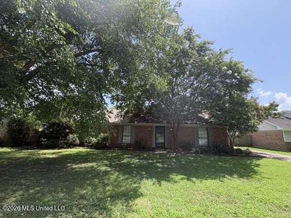 1220 W 2nd Street, Clarksdale, MS 38614