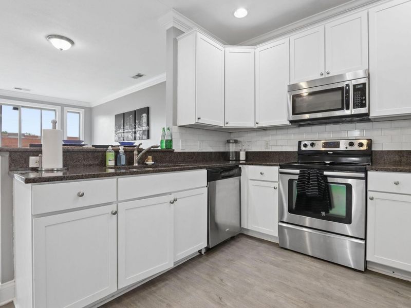 925 Ingleside Avenue, Unit 307, Columbus, OH 43215 Photo 1