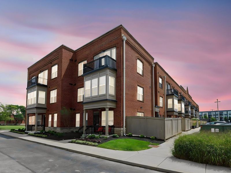 925 Ingleside Avenue, Unit 307, Columbus, OH 43215 Photo 2