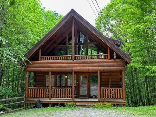 2138 Walnut Court, Sevierville, TN 37876
