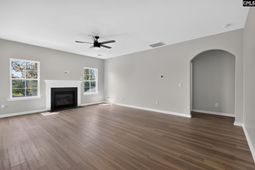 207 Aldergate Drive  photo 4