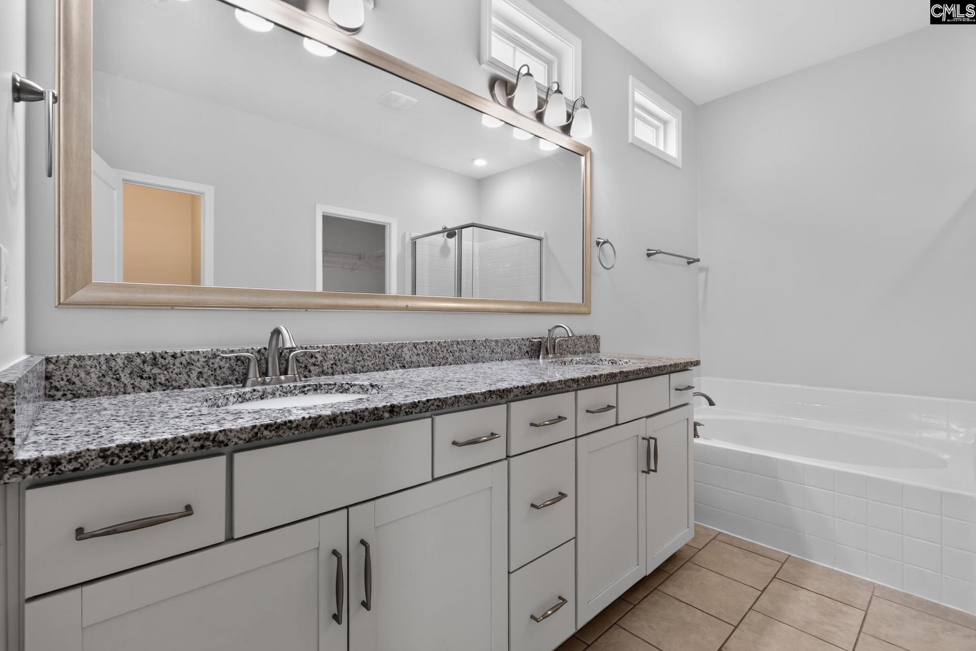 207 Aldergate Drive  Photo 20