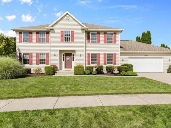 51069 Woods Run Court, Granger, IN 46530