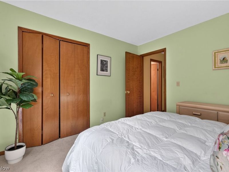3960 Orangewood Drive , Orange, OH 44122 Photo 17