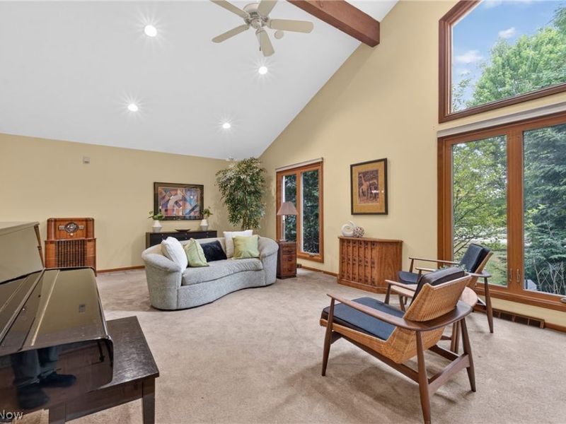 3960 Orangewood Drive , Orange, OH 44122 Photo 4