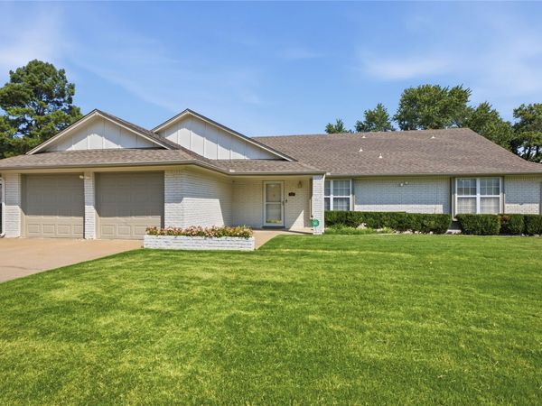 433 Keats Street , Muskogee, OK 74403
