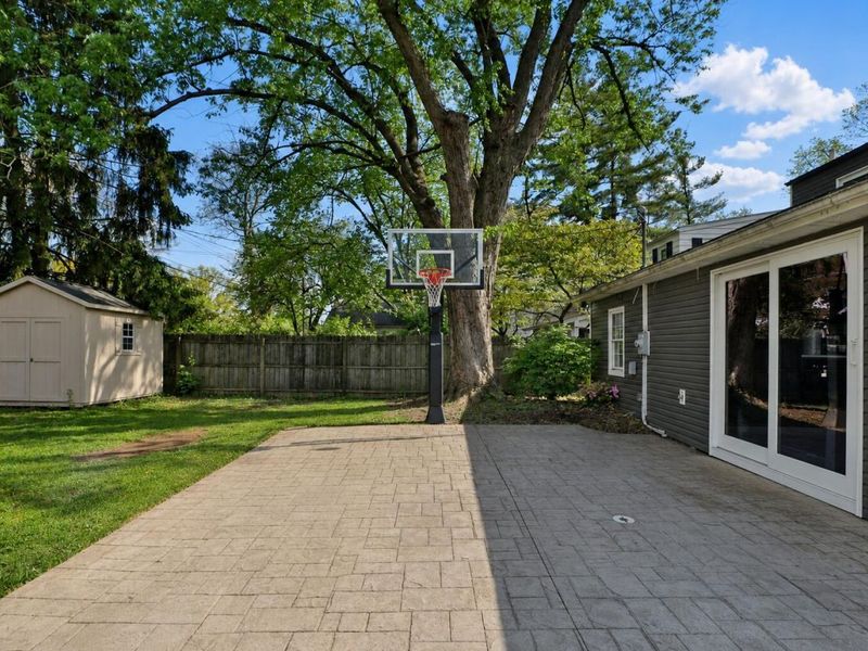70 S Gould Road , Columbus, OH 43209 Photo 55