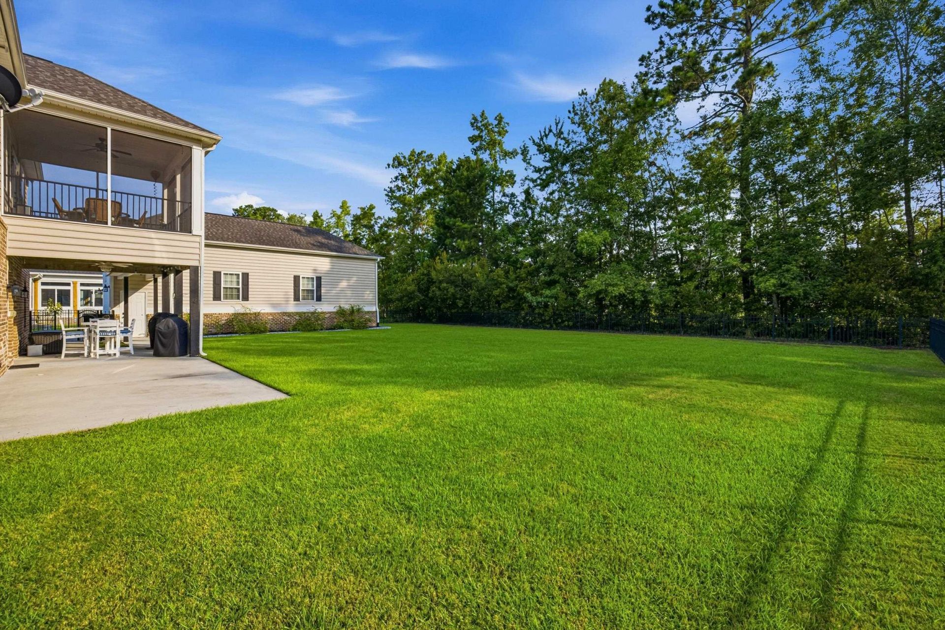 136 Pottery Landing Dr. Photo 27