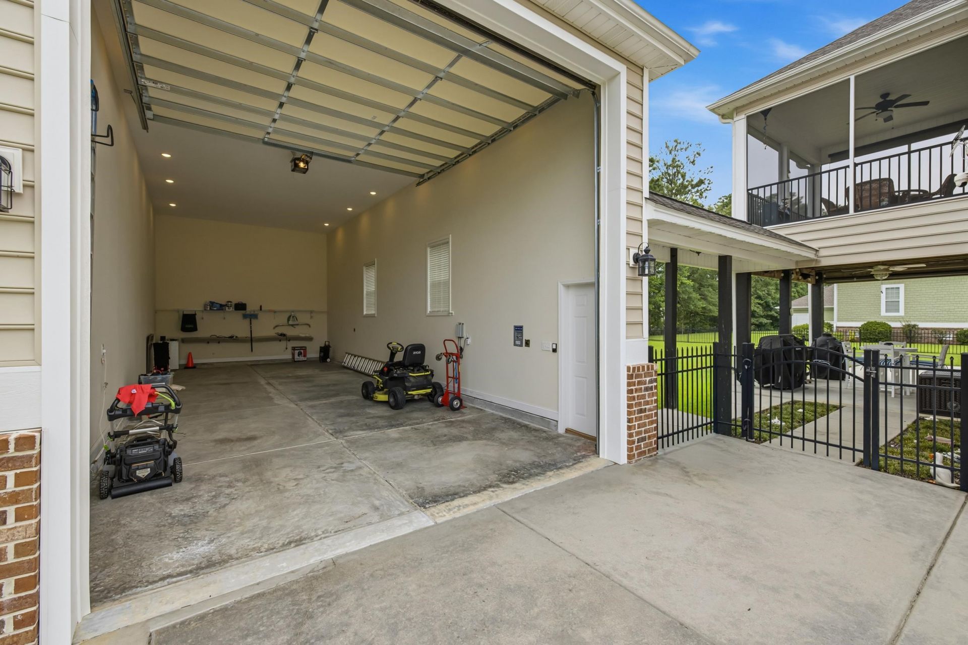 136 Pottery Landing Dr. Photo 30