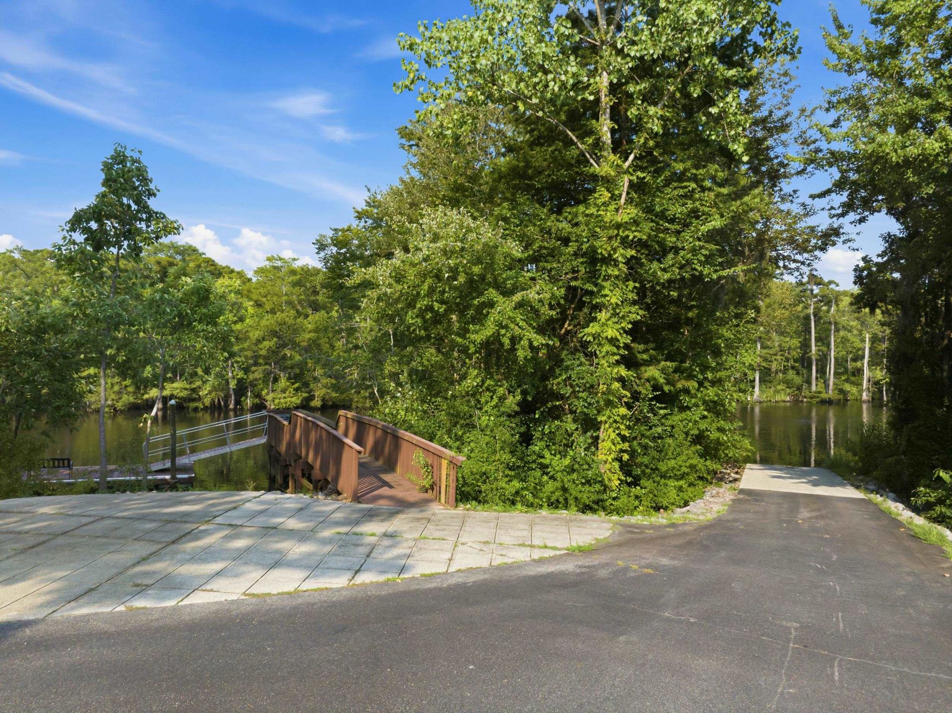 136 Pottery Landing Dr. Photo 40