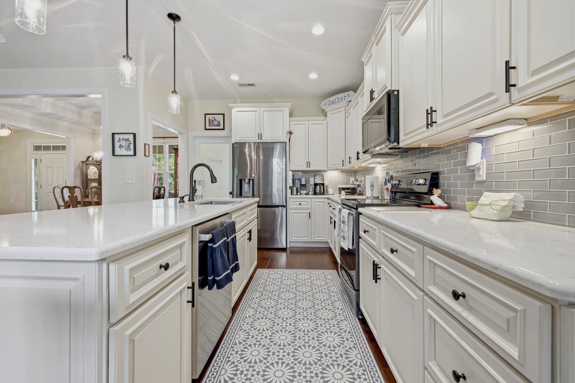 136 Pottery Landing Dr. Photo 7