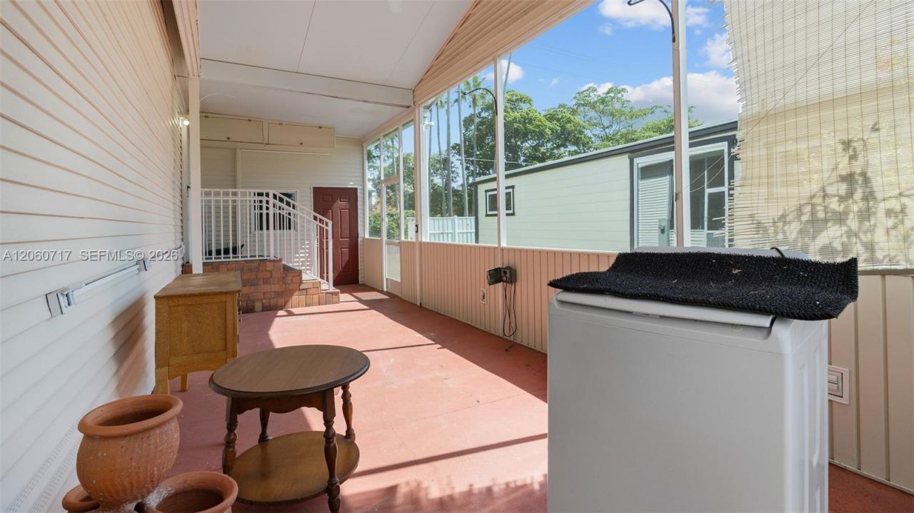 6515 Colonial Dr, Margate, FL 33063 Photo